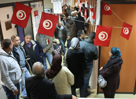 elections-tunisiennes-a-pantin-comment-on-va-faire-si-apres-19h-il-y-a-toujours-la-queue