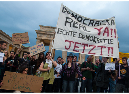 Les travailleurs espagnols au pied du mur à Berlin les-travailleurs-espagnols-au-pied-du-mur-a-berlin