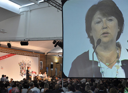 Université d'été du PS : Une journée avec Amélie à essayer de faire du réseau universite-d-ete-du-ps-une-journee-avec-amelie-a-essayer-de-faire-du-reseau