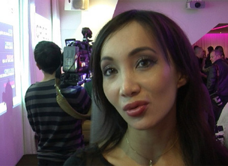 Vidéo : Chez Dorcel, un petit dèj' pour le lancement d'un site porno 100% girly video-chez-dorcel-un-petit-dej-pour-le-lancement-d-un-site-porno-100-girly