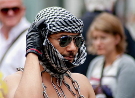 Plus forts que Frigide Barjot, les Indigènes de la République dénoncent l'« impérialisme gay » plus-forts-que-frigide-barjot-les-indigenes-de-la-republique-denoncent-l-imperialisme-gay