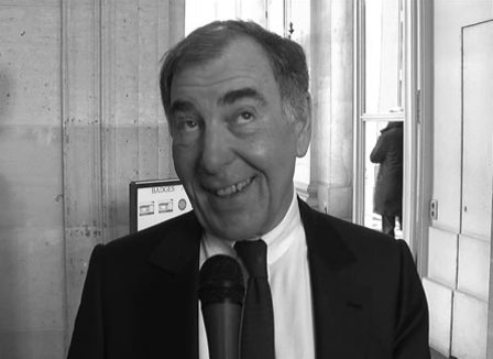 Assemblee-embrasser-depute-pas-homophobe-streetpress