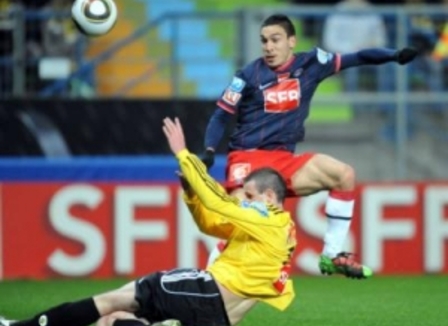 psg-quevilly-erding-envoie-un-saut-d-eau-dans-la-tronche-des-normands