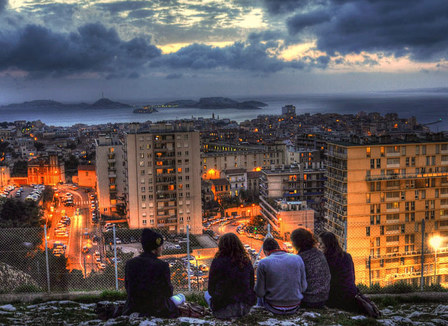 Marseille-noir-street