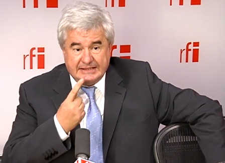 video-eric-raoult-denonce-les-fouilles-merdes