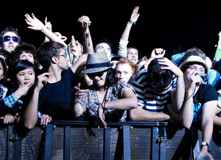 rock-en-seine-revivez-les-3-jours-avec-valentin-et-michela