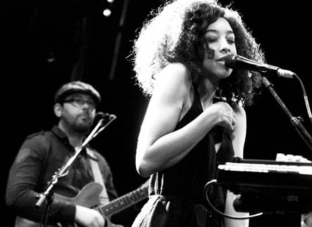 photos-corinne-bailey-rae-au-divan-du-monde