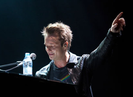 photos-david-hallyday-le-14-decembre-2010-a-l-olympia