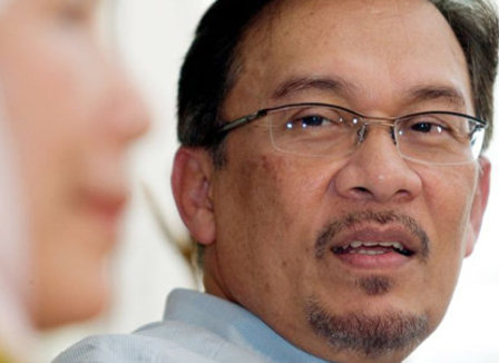 en-malaisie-le-chef-de-l-opposition-est-juge-pour-sodomie