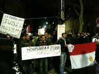Manif devant l'ambassade d'Egypte